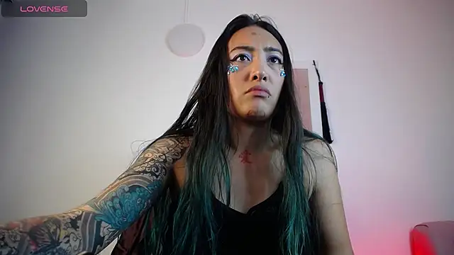 LunaAponte online show from February 4, 3:01 am