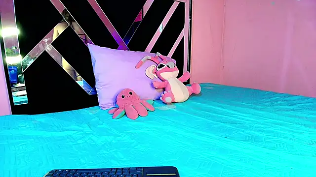 Venus2357 online show from June 28, 6:58 pm