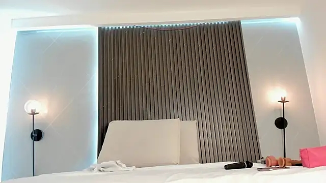 Snapshot of mia_dollce chatting on February 22, 11:20 am mia dollce online show from February 22, 11:20 am