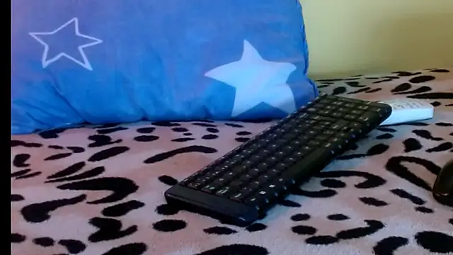 angel18evil online show from February 6, 1:21 am