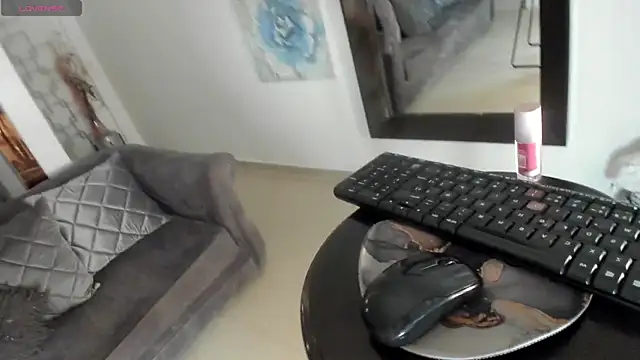 MafeArias23 online show from February 26, 2:27 pm