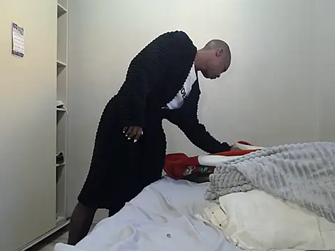 KinkyJXxX online show from May 12, 5:48 am