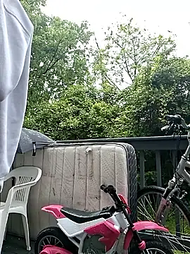 chupamelobiennn online show from April 29, 5:06 pm