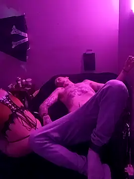 Snapshot of chaoticluvbug chatting on January 17, 7:57 am chaoticluvbug online show from January 17, 7:57 am