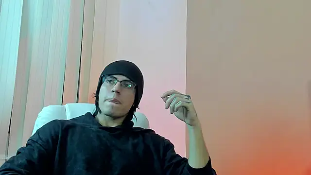 eren jeager online show from May 9, 1:44 am