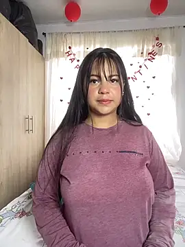 katthyasmitth online show from February 19, 9:33 pm