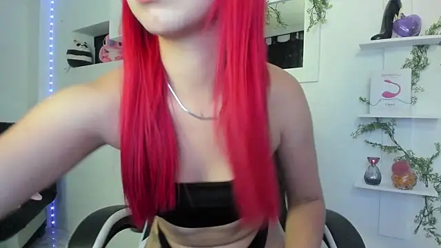 Snapshot of Ariel_Laurentt chatting on February 9, 4:05 am Ariel Laurentt online show from February 9, 4:05 am