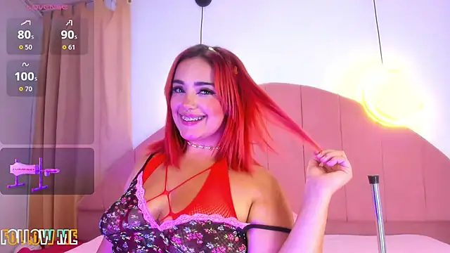 Snapshot of Mia_Rose22 chatting on February 21, 2:34 am Mia Rose22 online show from February 21, 2:34 am