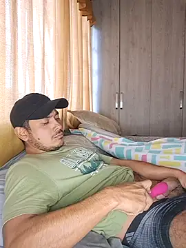 Snapshot of AM_Lamaquina91 chatting on February 19, 8:27 pm AM Lamaquina91 online show from February 19, 8:27 pm