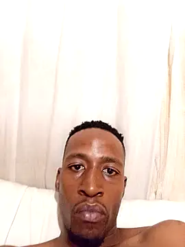 Snapshot of Grim_Wolfy chatting on February 3, 2:53 am Grim Wolfy online show from February 3, 2:53 am