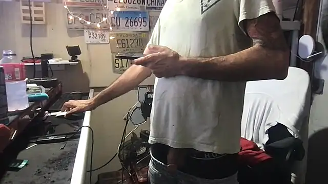 Snapshot of SinlessFreedom7 chatting on March 17, 11:57 am SinlessFreedom7 online show from March 17, 11:57 am