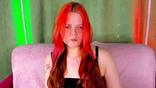 KellyFiery online show from May 20, 6:52 am