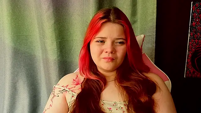 Snapshot of KellyFiery chatting on June 30, 3:51 am KellyFiery online show from June 30, 3:51 am