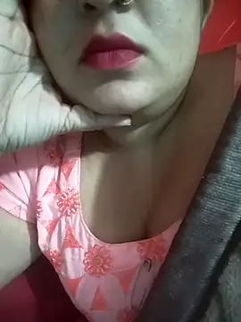Snapshot of Priya_089 chatting on February 15, 8:24 am Priya 089 online show from February 15, 8:24 am