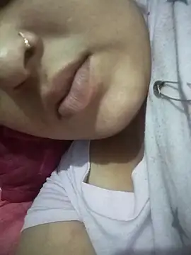 Snapshot of Priya_089 chatting on April 9, 10:09 am Priya 089 online show from April 9, 10:09 am