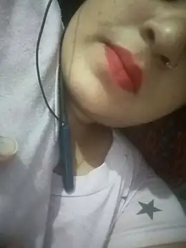 Snapshot of Priya_089 chatting on April 15, 9:49 am Priya 089 online show from April 15, 9:49 am