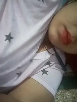 Snapshot of Priya_089 chatting on April 18, 8:51 am Priya 089 online show from April 18, 8:51 am