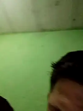 Snapshot of DestinedSpark23 chatting on November 30, 5:33 am DestinedSpark23 online show from November 30, 5:33 am