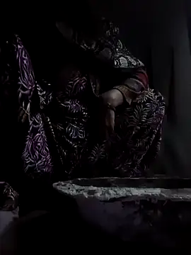 Snapshot of Sunenabhabh chatting on December 21, 3:08 pm Sunenabhabh online show from December 21, 3:08 pm