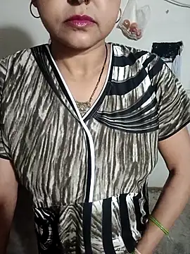 Snapshot of Sunenabhabh chatting on April 18, 10:54 pm Sunenabhabh online show from April 18, 10:54 pm