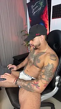 NikoHank online show from December 19, 7:37 am