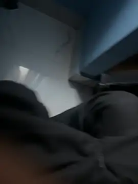 Snapshot of saikumar75 chatting on April 1, 7:09 am saikumar75 online show from April 1, 7:09 am