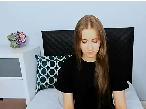 Snapshot of VanessaAmore chatting on April 5, 7:22 pm VanessaAmore online show from April 5, 7:22 pm