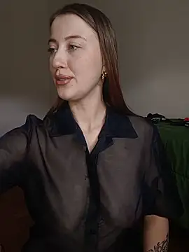 Susiee Redd online show from May 14, 10:33 am