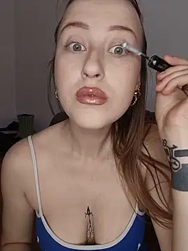 Susiee Redd online show from May 18, 9:59 am