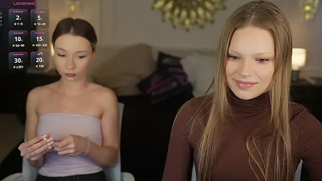 Snapshot of Charlotte_Dreams chatting on March 18, 11:46 am Charlotte Dreams online show from March 18, 11:46 am