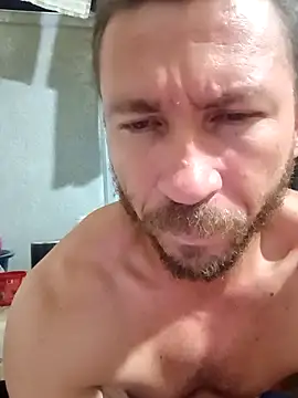 RobertoLuiz84 online show from March 11, 4:18 am