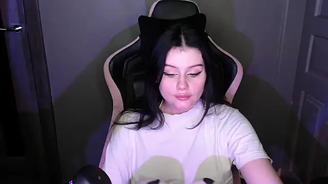 Moon raven online show from February 16, 11:01 pm