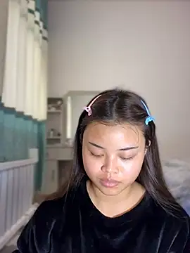 Snapshot of Toffee-00 chatting on February 14, 5:59 am Toffee-00 online show from February 14, 5:59 am