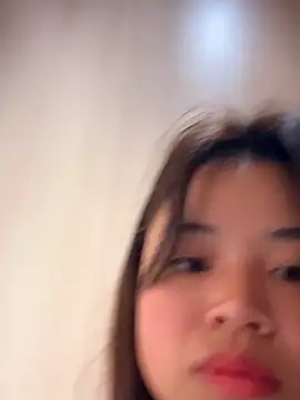 Snapshot of Toffee-00 chatting on March 8, 6:28 am Toffee-00 online show from March 8, 6:28 am