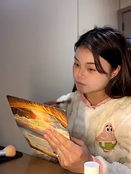 Snapshot of Toffee-00 chatting on April 1, 8:59 am Toffee-00 online show from April 1, 8:59 am