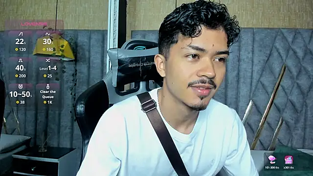 Snapshot of NicolaiKarav chatting on March 19, 12:31 pm NicolaiKarav online show from March 19, 12:31 pm