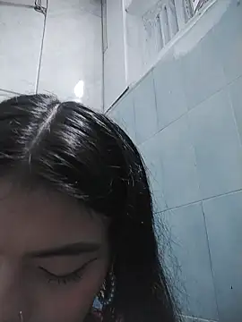 Snapshot of NIKIBUNNY chatting on March 18, 12:30 pm NIKIBUNNY online show from March 18, 12:30 pm