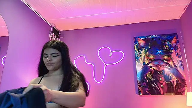 Snapshot of NIKIBUNNY chatting on April 8, 12:05 pm NIKIBUNNY online show from April 8, 12:05 pm