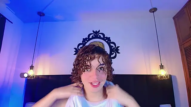 Skyee angel online show from March 23, 1:37 pm