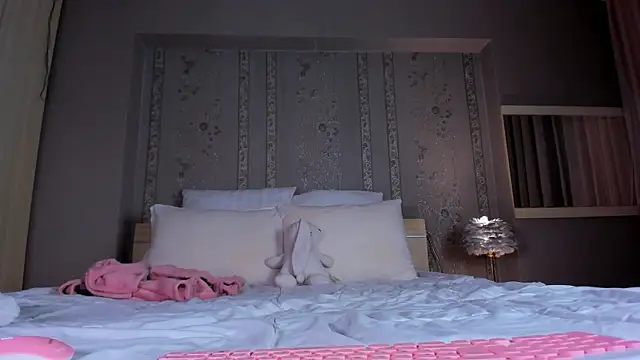 Snapshot of Stormify chatting on January 8, 8:55 pm Stormify online show from January 8, 8:55 pm