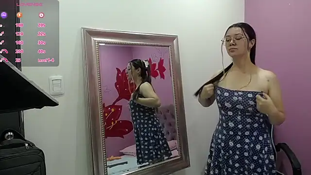 Alaiia    online show from February 1, 2:59 pm