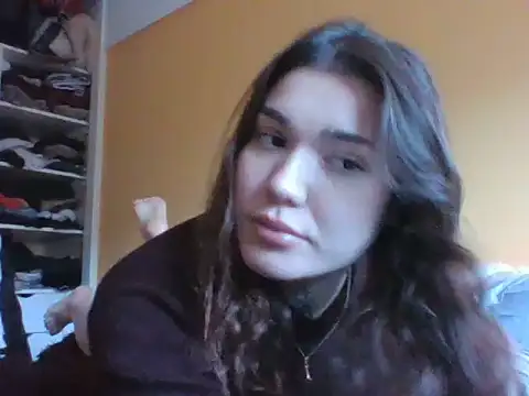 Snapshot of frutillitaaok_ chatting on July 7, 7:40 pm frutillitaaok online show from July 7, 7:40 pm