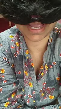 Snapshot of SameeraReddy19 chatting on March 30, 4:13 am SameeraReddy19 online show from March 30, 4:13 am