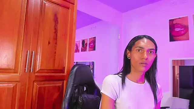 ValeryTs1 online show from March 12, 6:14 pm