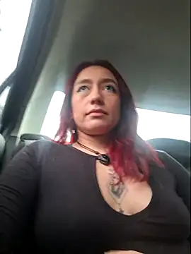 Eveeelyn25 online show from February 22, 10:08 pm