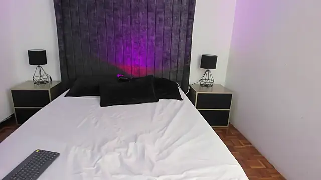 CleoColliva  online show from February 10, 2:59 am