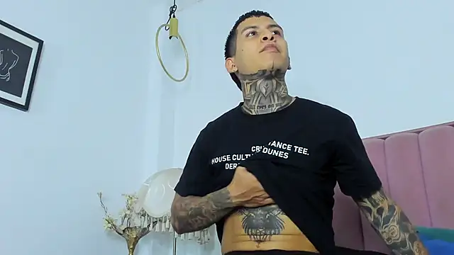 Andrew sanders68 online show from January 7, 7:16 pm