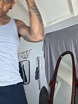 MTheRealrDLlongCrippler online show from March 16, 5:44 am