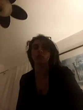 Snapshot of reencontrandome chatting on February 14, 7:16 am reencontrandome online show from February 14, 7:16 am