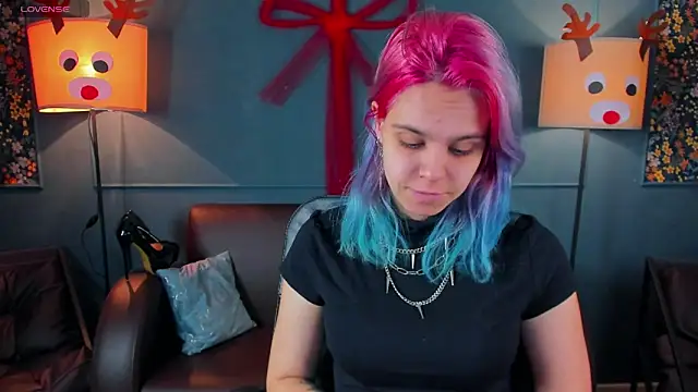 LiraBelle online show from January 8, 3:20 am